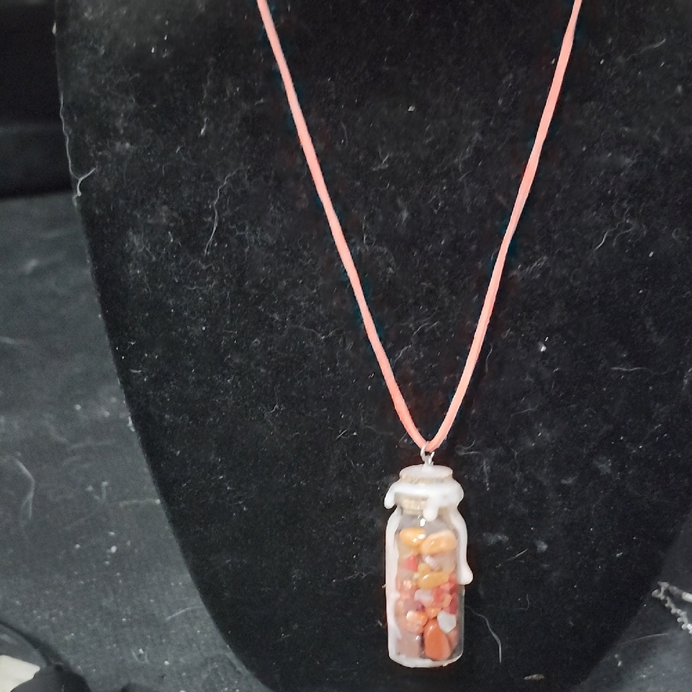 Handcrafted Heartfire Ward Necklace - Picture 3 of 6